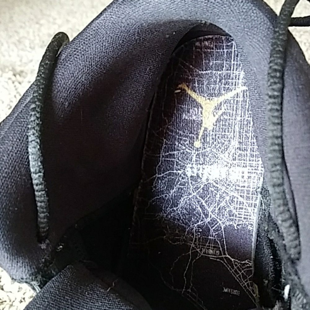 Jordan midtops - Picture 3 of 5